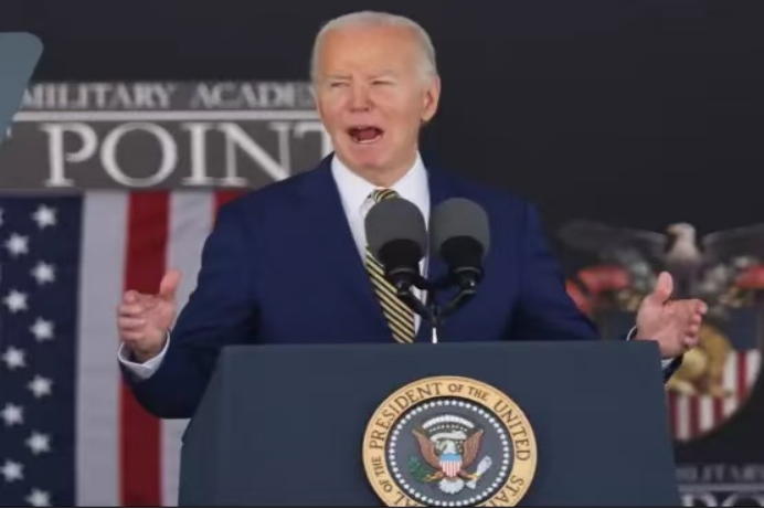 US President Biden delivered a  speech at the West Point graduation ceremony 